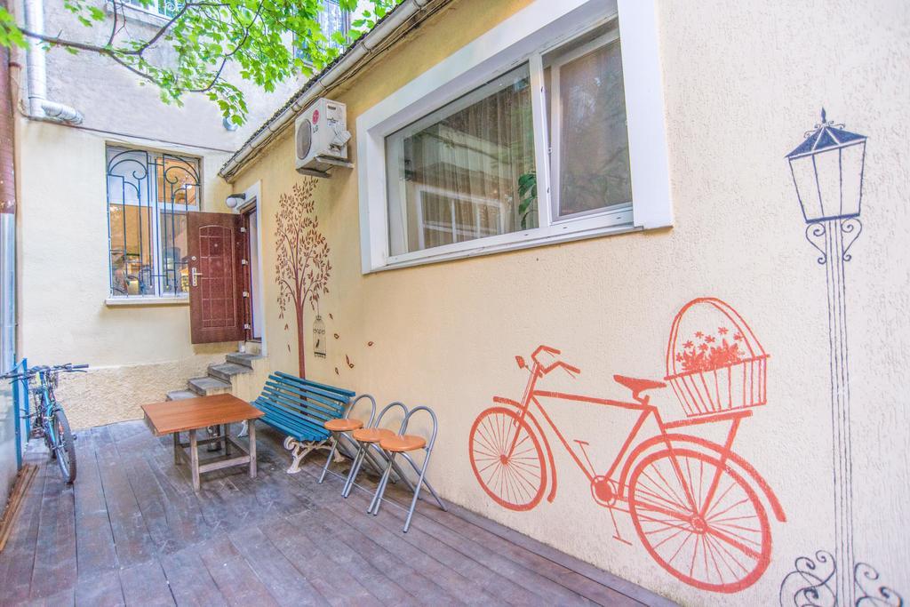 Hostel Berloga Odessa Luaran gambar